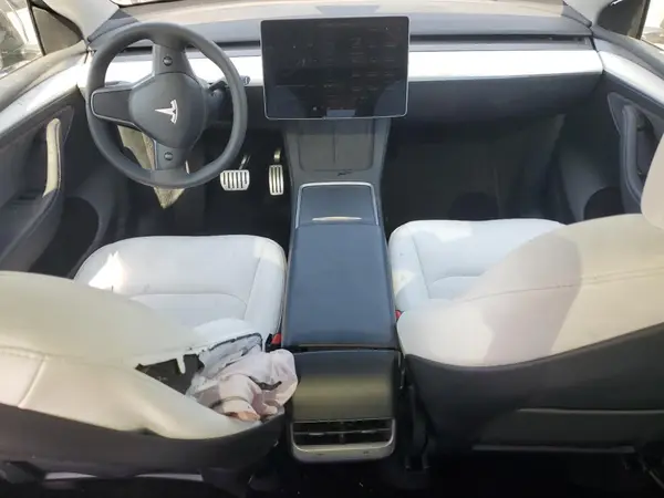 7SAYGDEF0RF162022 2024 TESLA MODEL Y - Image 8
