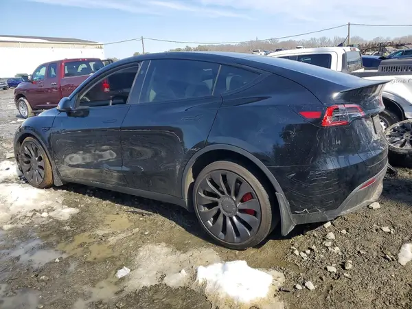 7SAYGDEF0SA340790 2025 TESLA MODEL Y - Image 2