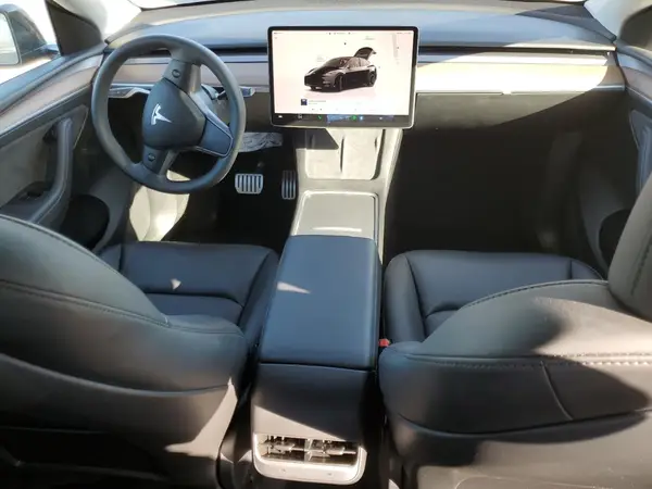 7SAYGDEF0SF308327 2025 TESLA MODEL Y - Image 8