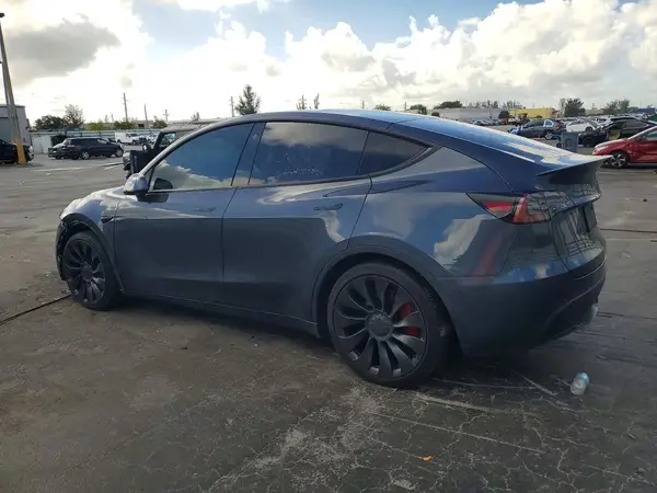 7SAYGDEF1NF316957 2022 TESLA MODEL Y - Image 2