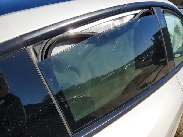 7SAYGDEF1NF317395 2022 TESLA MODEL Y - Image 8