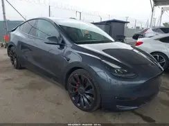 7SAYGDEF1NF330230 2022 TESLA MODEL Y