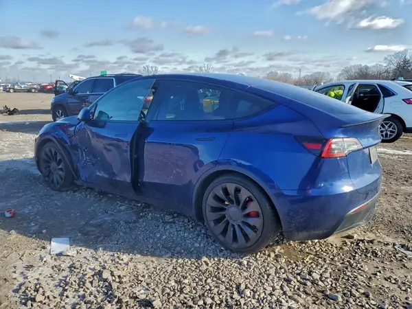 7SAYGDEF1NF336724 2022 TESLA MODEL Y - Image 2