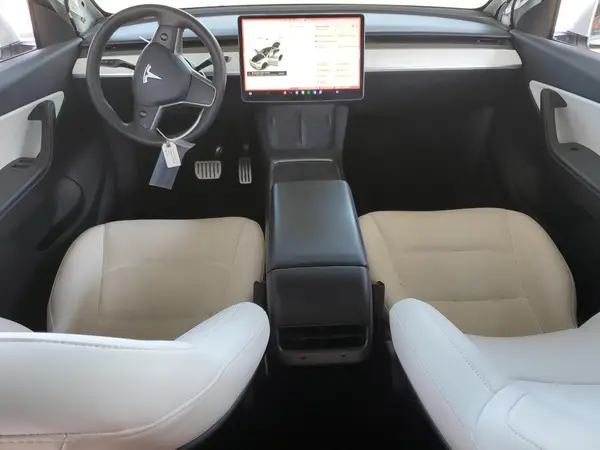 7SAYGDEF1NF340546 2022 TESLA MODEL Y - Image 8