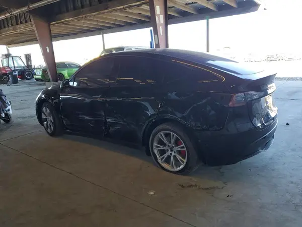 7SAYGDEF1NF343060 2022 TESLA MODEL Y - Image 2