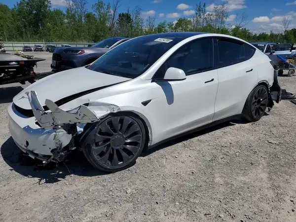 7SAYGDEF1NF374213 2022 TESLA MODEL Y - Image 1