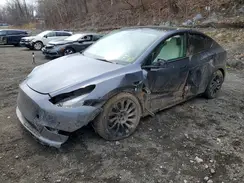 7SAYGDEF1NF377760 2022 TESLA MODEL Y
