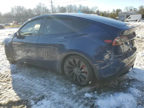 7SAYGDEF1NF378634 2022 TESLA MODEL Y - Image 2