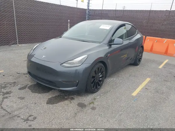 7SAYGDEF1NF381341 2022 TESLA MODEL Y - Image 2
