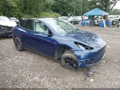 7SAYGDEF1NF381579 2022 TESLA MODEL Y