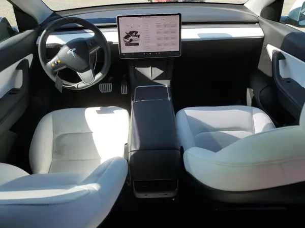 7SAYGDEF1NF392212 2022 TESLA MODEL Y - Image 8