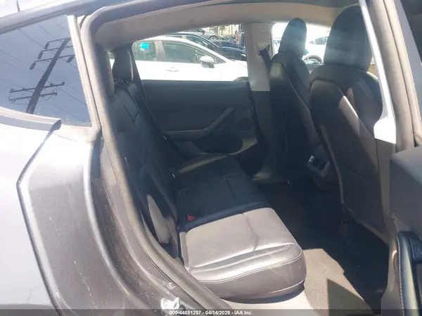 7SAYGDEF1NF411048 2022 TESLA MODEL Y - Image 8