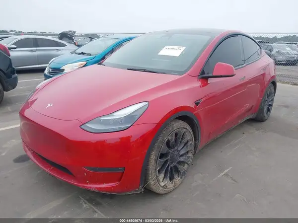 7SAYGDEF1NF413589 2022 TESLA MODEL Y - Image 2