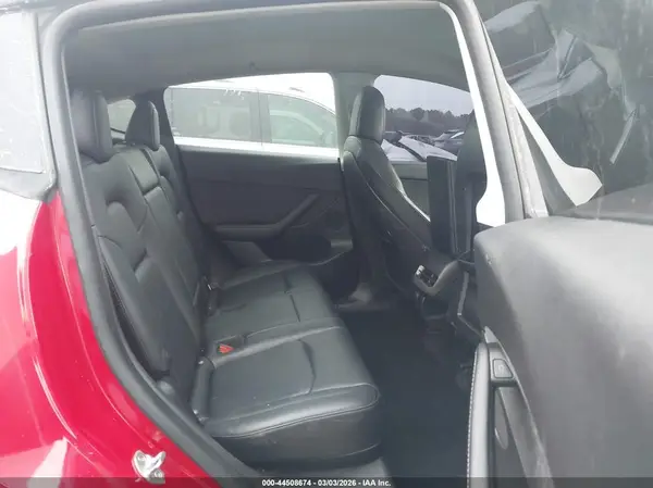 7SAYGDEF1NF413589 2022 TESLA MODEL Y - Image 8