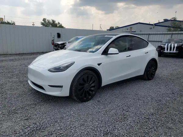 7SAYGDEF1NF445085 2022 TESLA MODEL Y - Image 1