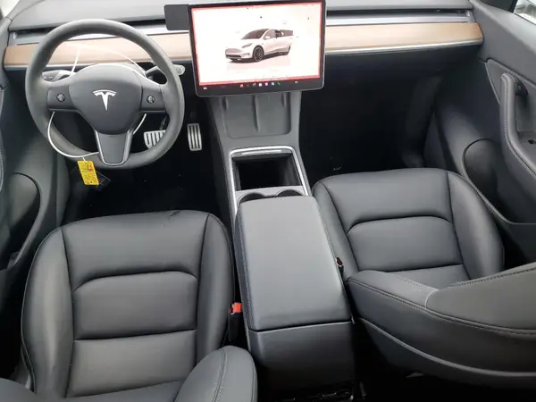 7SAYGDEF1NF445085 2022 TESLA MODEL Y - Image 8