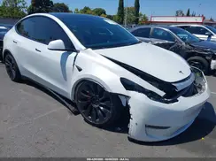 7SAYGDEF1NF452425 2022 TESLA MODEL Y