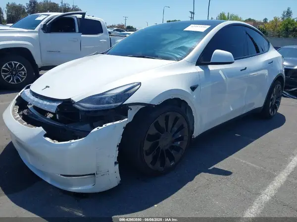 7SAYGDEF1NF452425 2022 TESLA MODEL Y - Image 2