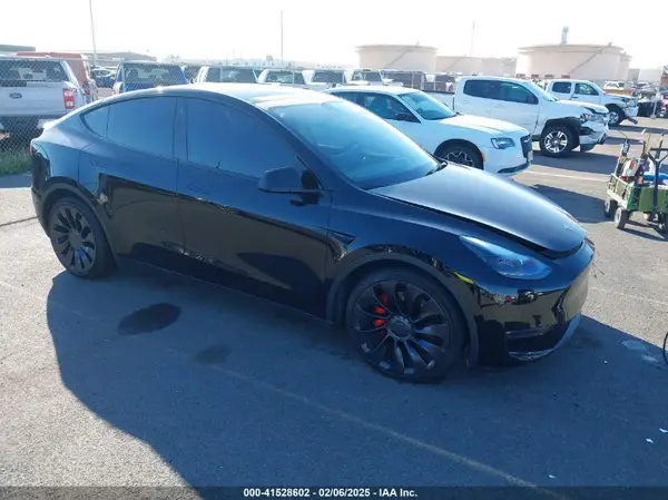 7SAYGDEF1NF453526 2022 TESLA MODEL Y - Image 1