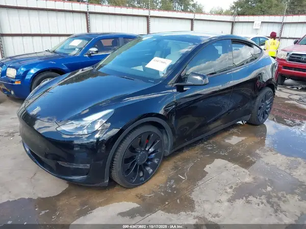 7SAYGDEF1NF456488 2022 TESLA MODEL Y - Image 2