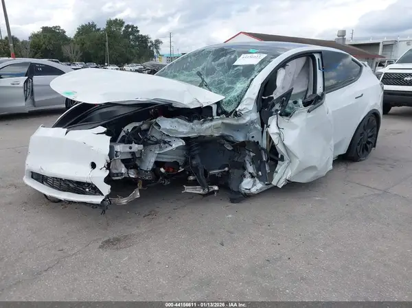 7SAYGDEF1NF457446 2022 TESLA MODEL Y - Image 2