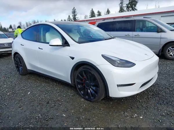 7SAYGDEF1NF459990 2022 TESLA MODEL Y - Image 1