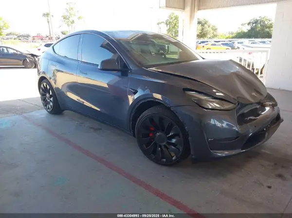 7SAYGDEF1NF463697 2022 TESLA MODEL Y - Image 1