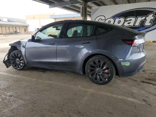 7SAYGDEF1NF492777 2022 TESLA MODEL Y - Image 2