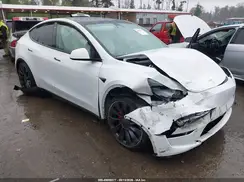 7SAYGDEF1NF495260 2022 TESLA MODEL Y