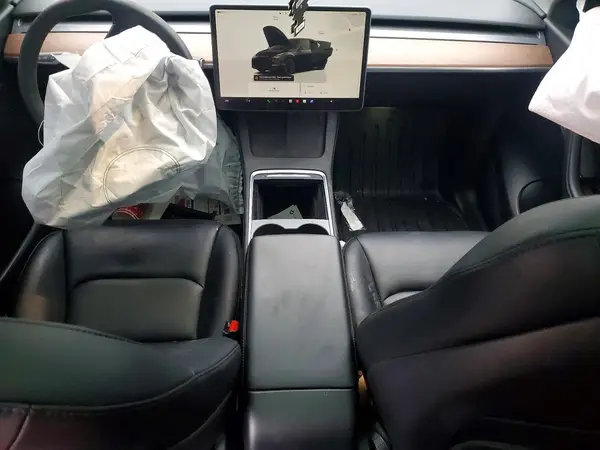 7SAYGDEF1NF502904 2022 TESLA MODEL Y - Image 8
