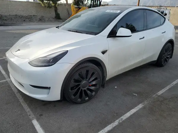 7SAYGDEF1NF505138 2022 TESLA MODEL Y - Image 1