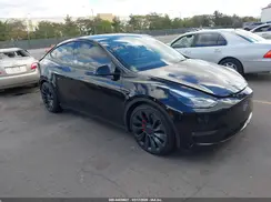 7SAYGDEF1NF511750 2022 TESLA MODEL Y