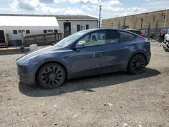 7SAYGDEF1NF512218 2022 TESLA MODEL Y