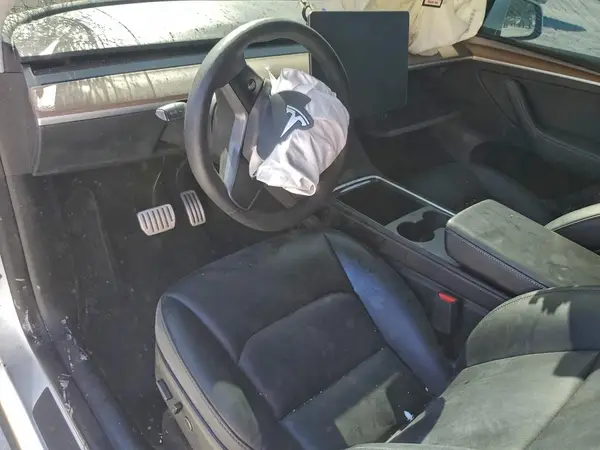 7SAYGDEF1NF534154 2022 TESLA MODEL Y - Image 8