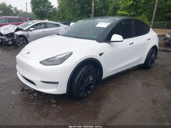 7SAYGDEF1NF534512 2022 TESLA MODEL Y - Image 2