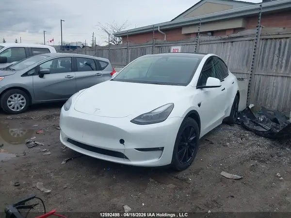 7SAYGDEF1NF543498 2022 TESLA MODEL Y - Image 2