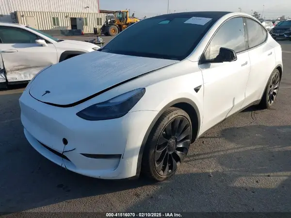 7SAYGDEF1NF559572 2022 TESLA MODEL Y - Image 2