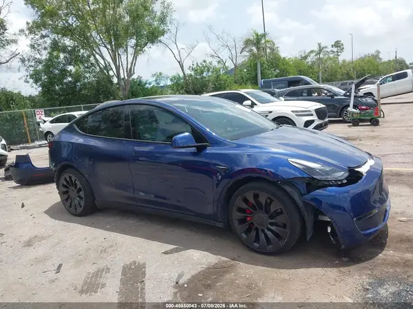 7SAYGDEF1NF562617 2022 TESLA MODEL Y - Image 1