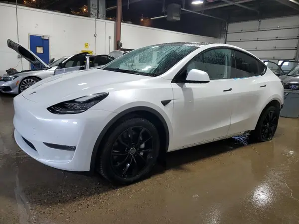 7SAYGDEF1PA049061 2023 TESLA MODEL Y - Image 1