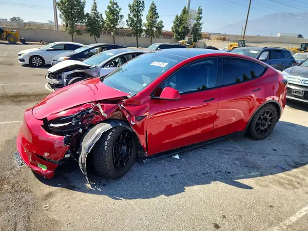 7SAYGDEF1PF588931 2023 TESLA MODEL Y - Image 1
