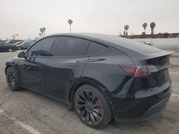 7SAYGDEF1PF593711 2023 TESLA MODEL Y - Image 2