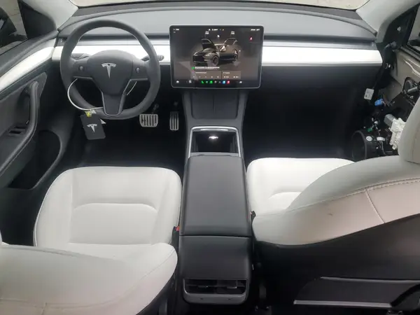 7SAYGDEF1PF593711 2023 TESLA MODEL Y - Image 8