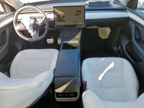 7SAYGDEF1PF610720 2023 TESLA MODEL Y - Image 8
