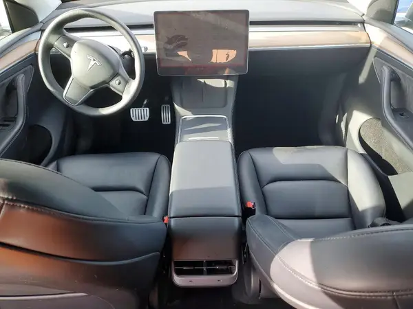 7SAYGDEF1PF643863 2023 TESLA MODEL Y - Image 8