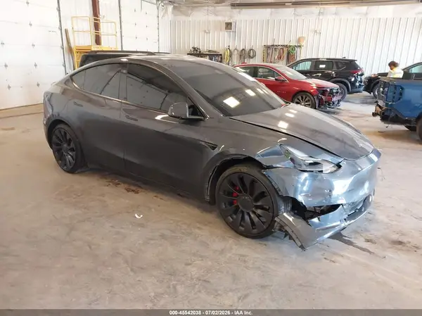 7SAYGDEF1PF646519 2023 TESLA MODEL Y - Image 1