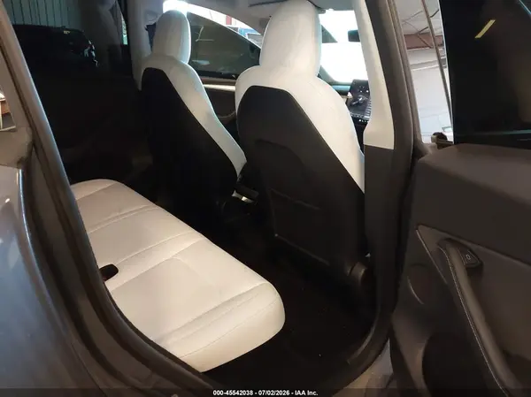 7SAYGDEF1PF646519 2023 TESLA MODEL Y - Image 8