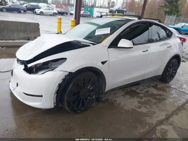 7SAYGDEF1PF688320 2023 TESLA MODEL Y - Image 2
