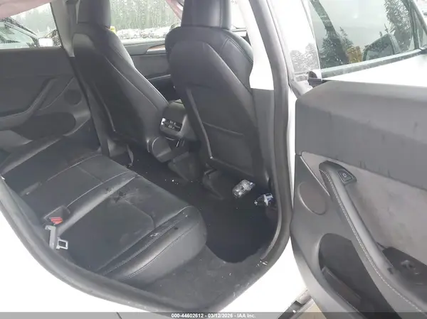 7SAYGDEF1PF688320 2023 TESLA MODEL Y - Image 8
