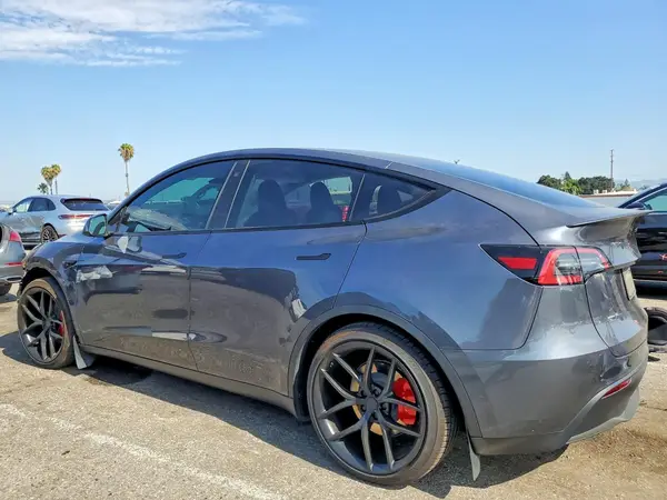 7SAYGDEF1PF698166 2020 TESLA MODEL Y - Image 2