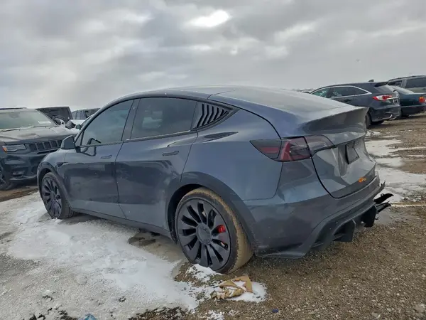 7SAYGDEF1PF752663 2023 TESLA MODEL Y - Image 2